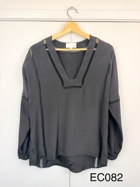ROI Black Silk Cutout Trim V Neck Blouse S